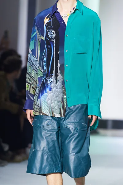 Look 57